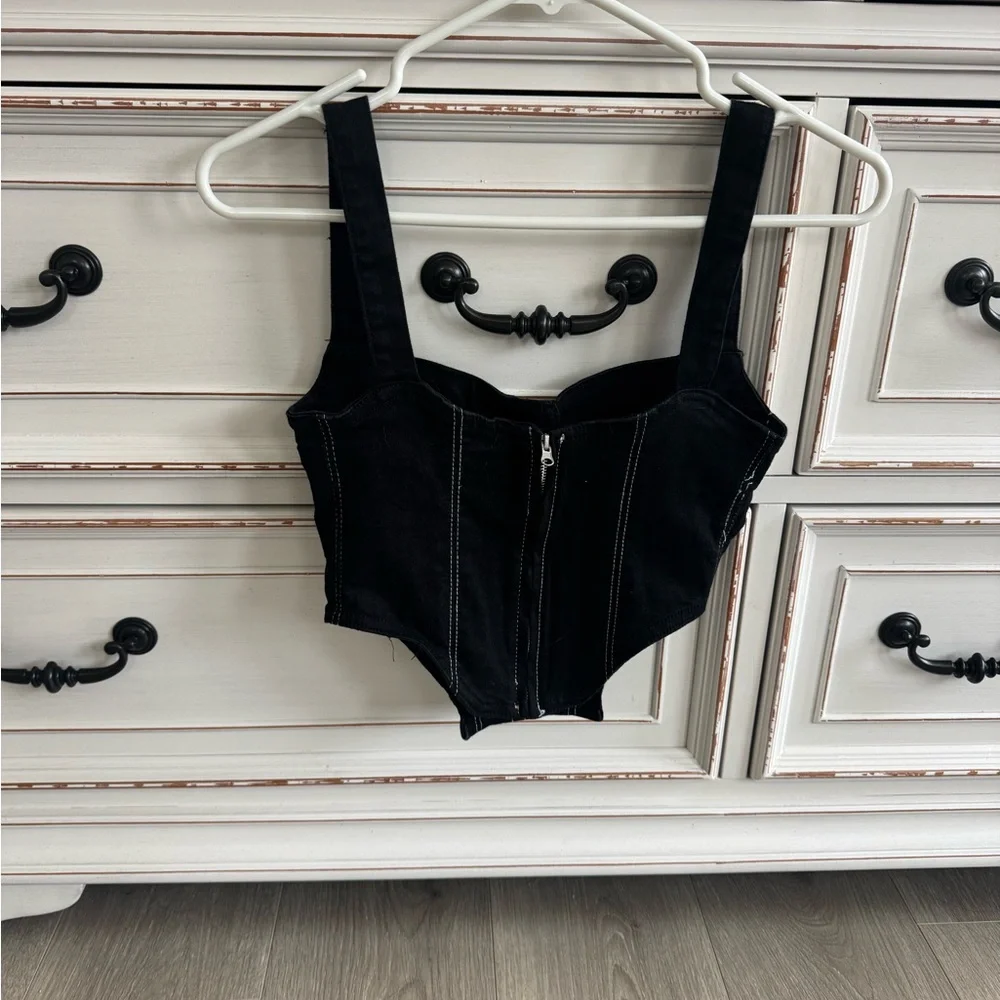 Zara Black Top with White Stitching - Picture 11 of 16